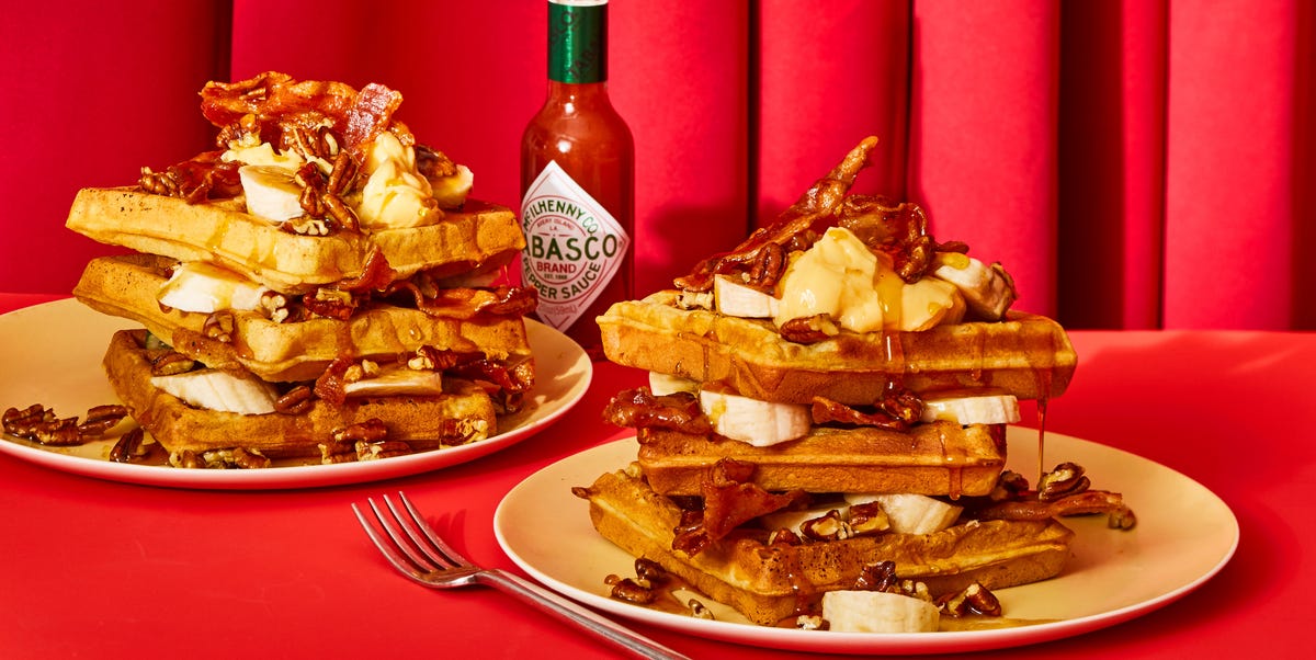Best Waffles With Spicy Glazed Bacon and Pecans Recipe – How To Make Waffles With Spicy Glazed Bacon and Pecans